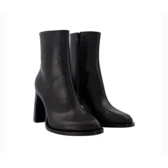 ANN DEMEULEMEESTER boots Lisa leather curved heeled ankle boots - Picture 2 of 4